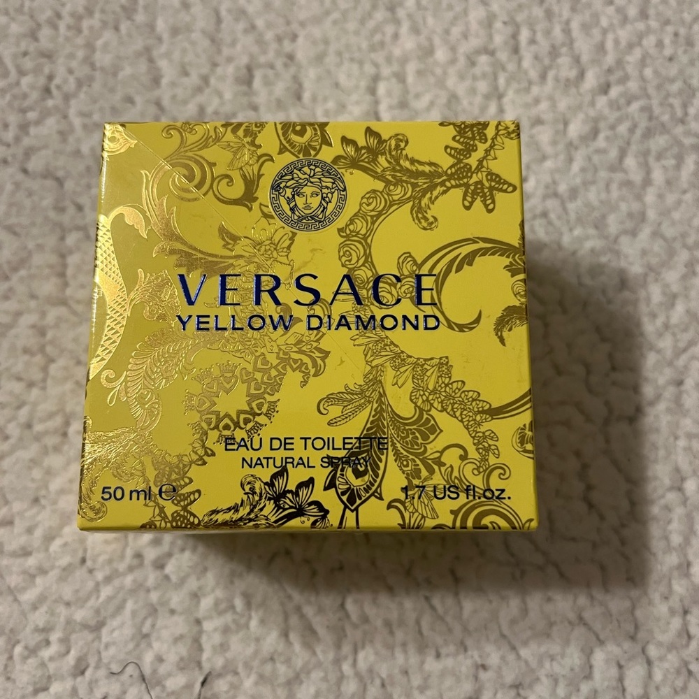 Versace Yellow Diamonds perfume